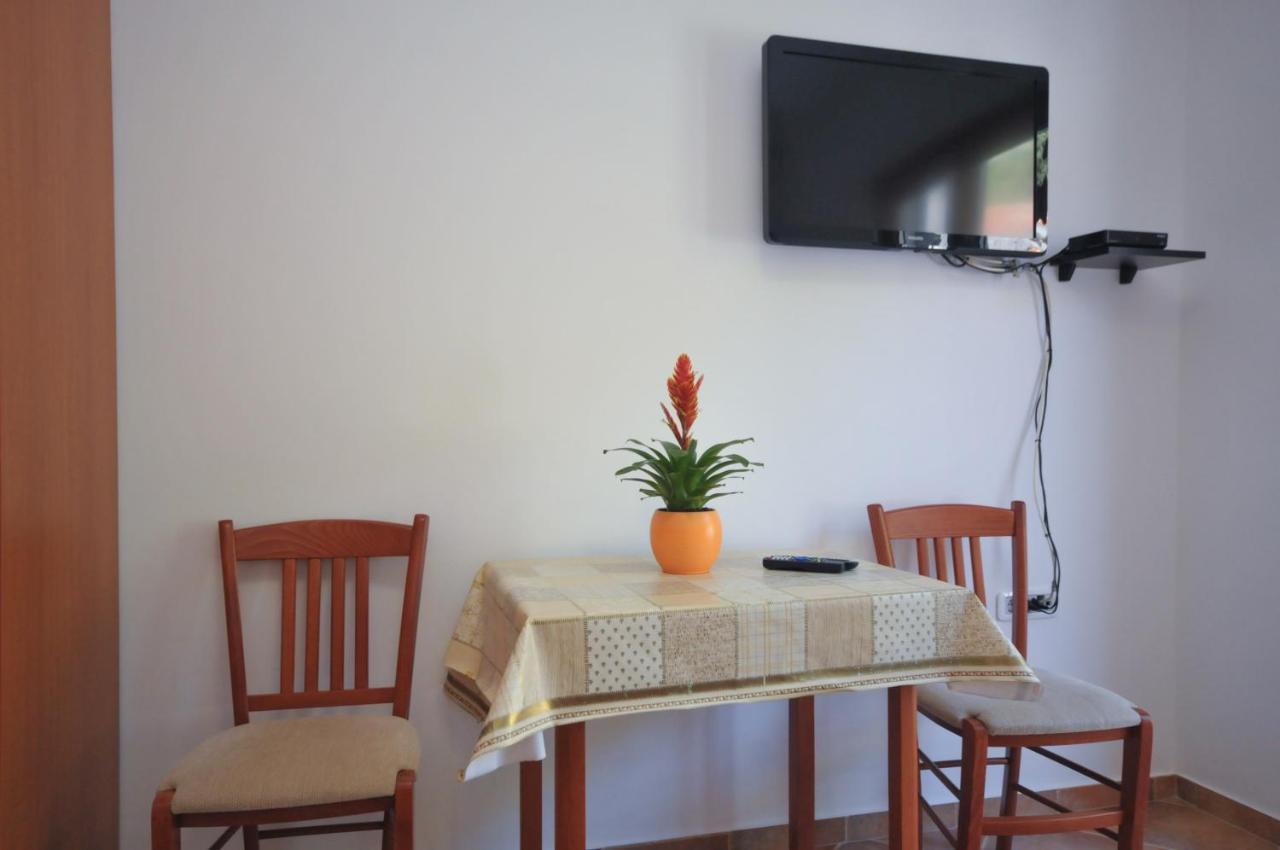 Tilia Apartments Budva Luaran gambar